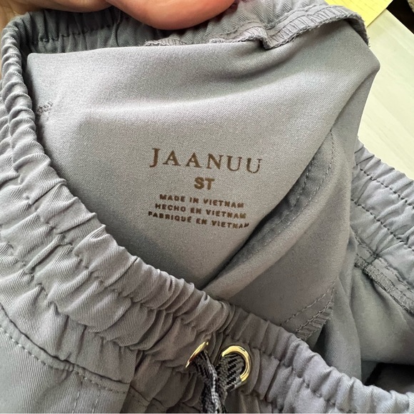 Jaanuuu small tall gray scrub pants - Picture 5 of 10